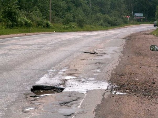 Дрозденко призвал задуматься об увеличении числа смертельных ДТП на дорогах Ленобласти