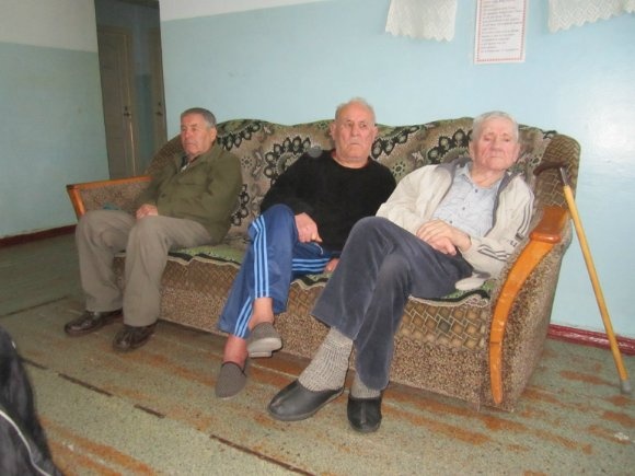 Санитарку, уронившую старика, уволили из дома престарелых во Всеволожске