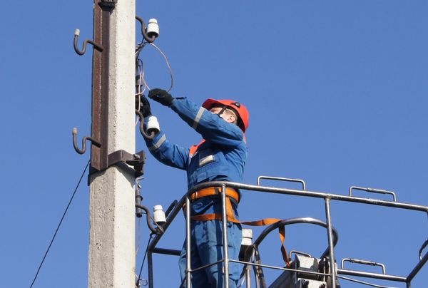 Очередь на льготное подключение к электросетям в Ленобласти растянулась до 2017 года