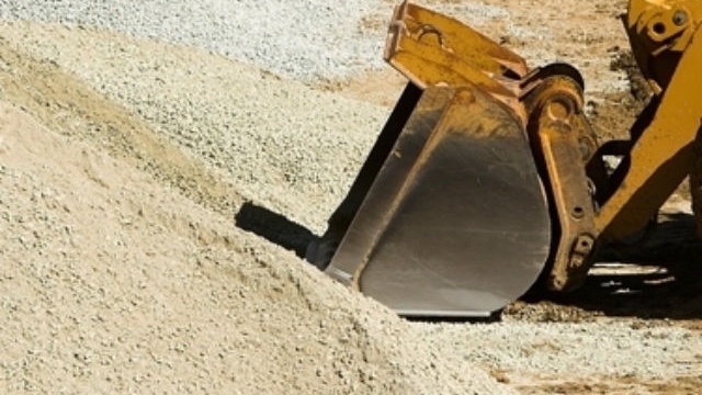В Борисовой Гриве поймали незаконных добытчиков песка