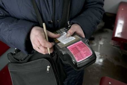 Сбор с безбилетных пассажиров электричек в Ленинградской области снижен со 100 до 63 рублей