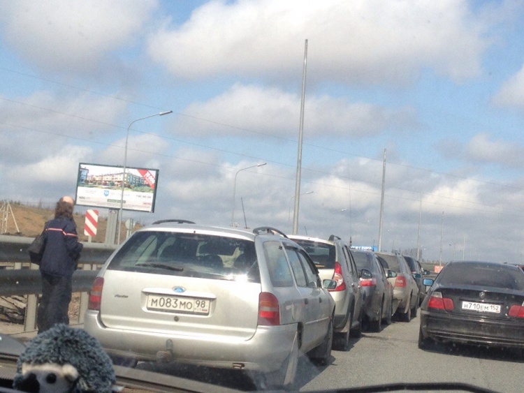 В ДТП на Новоприозерском шоссе столкнулось 6 автомобилей