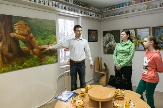 В Музее кошки на Колтушском шоссе открылась выставка работ Александра Дементьева