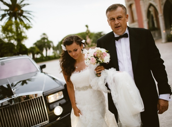 Простая свадьба: дочь Дрозденко вышла замуж на старинной вилле на Лазурном берегу