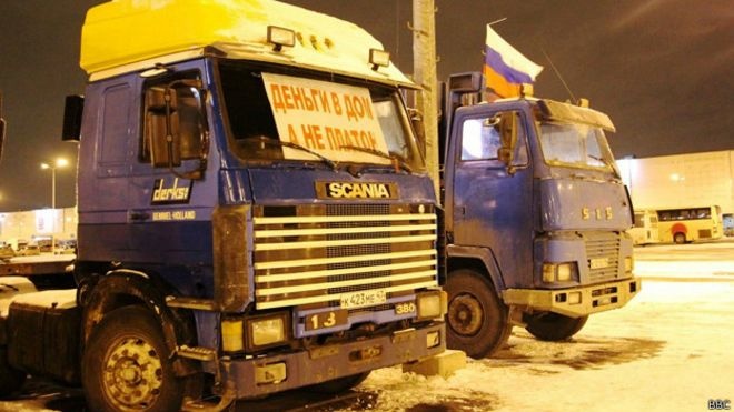 &quot;Проблема всей страны&quot;: дальнобойщики начали новую масштабную акцию в Кудрово