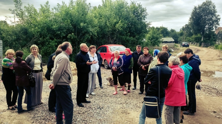 Встреча депутатов с жителями частного сектора деревни Кудрово