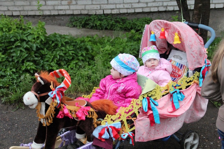 На параде колясок во Всеволожске «маленькие патриоты» проедут на «чудо-мобилях»