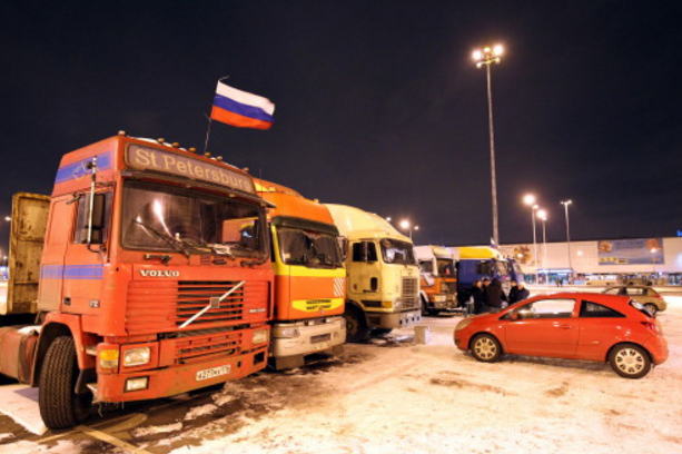 Всеволожский суд оштрафовал «ниже минимума» протестующих дальнобойщиков из Кудрово