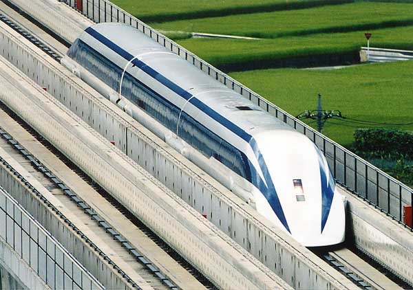 Петербург и Ленобласть предлагают связать скоростными монорельсовыми поездами на магнитной подушке