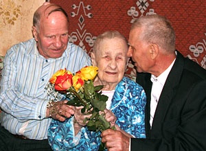 22 мая исполнилось 105 лет старейшей жительнице поселка Кузьмоловский
