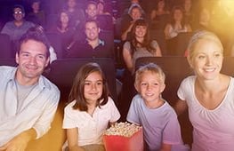 19 бесплатных фильмов в &quot;День семейного кино&quot; пришли посмотреть более 1000 всеволожцев