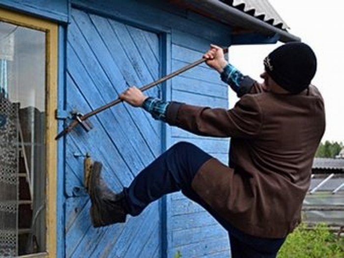 В Ленинградской области раскрыта серия краж из частных домов