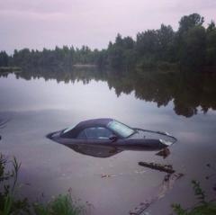 Водитель на &quot;Ладе&quot; утонул в реке в Ленобласти