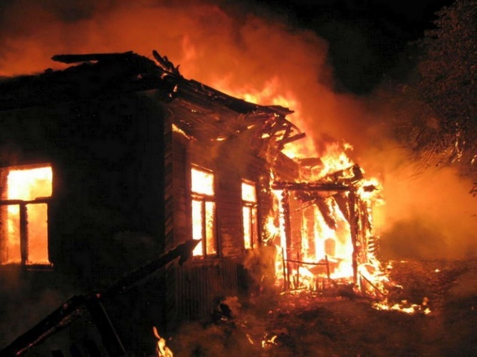 Во Всеволожском районе при пожаре заживо сгорел 66-летний мужчина