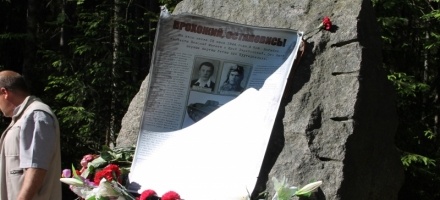 Разрушенный в Цвелодубово памятник танкистам не имеет официального статуса