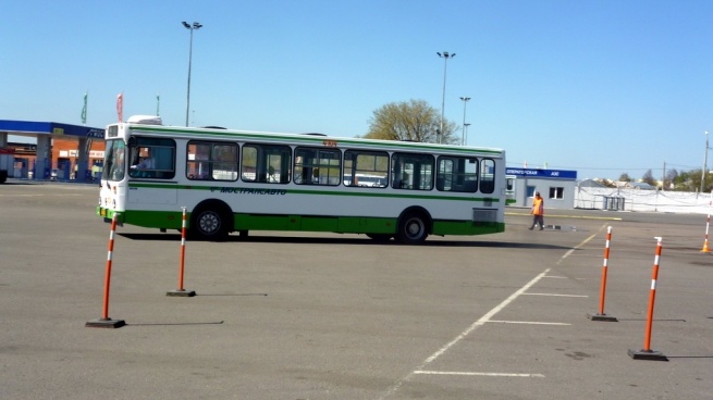 В Сертолово состоялся областной конкурс профессионального мастерства водителей автобусов